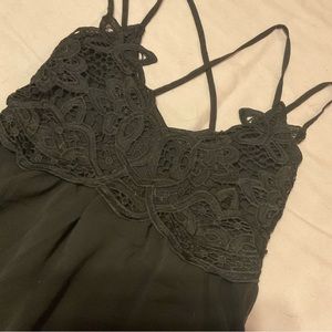 FEAGER Strappy Shear Layered Top | M